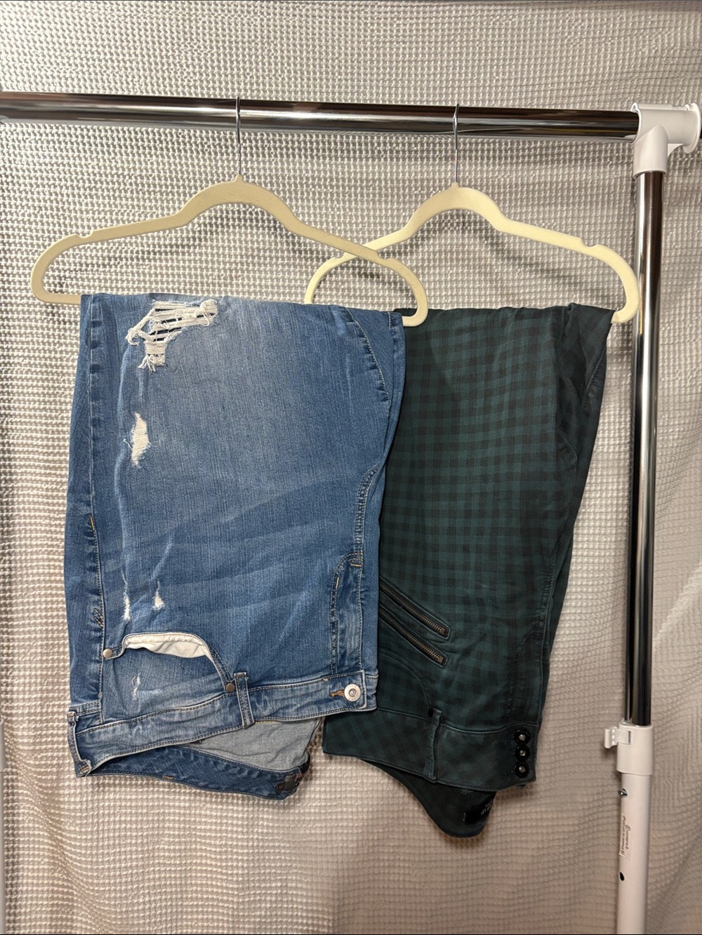 Torrid jeans lot size 26